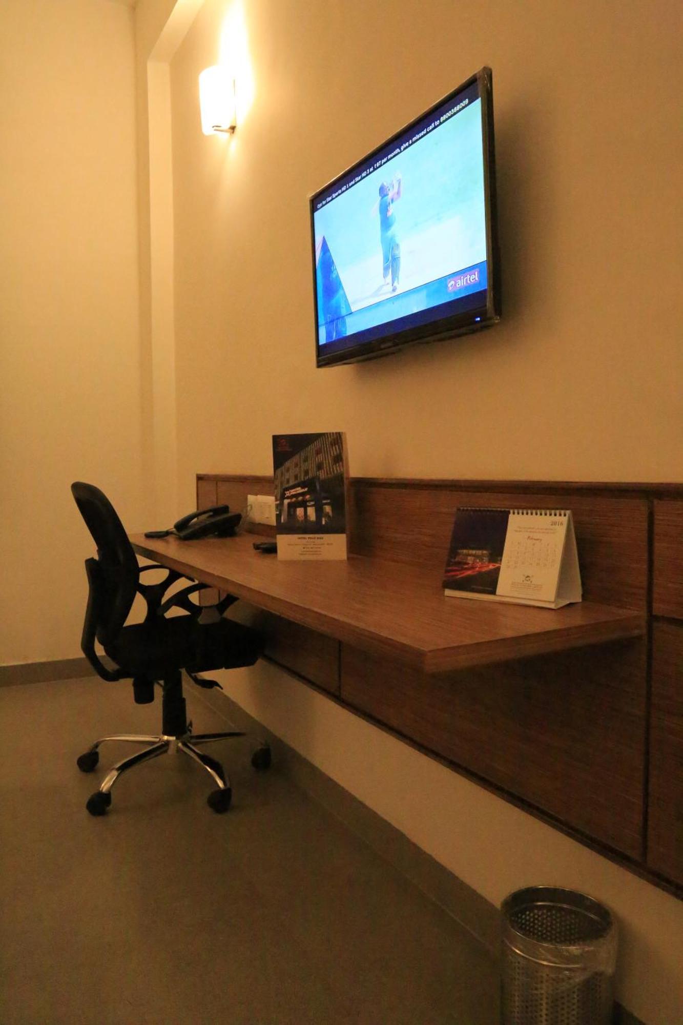 Max Hotels Jabalpur Chambre photo