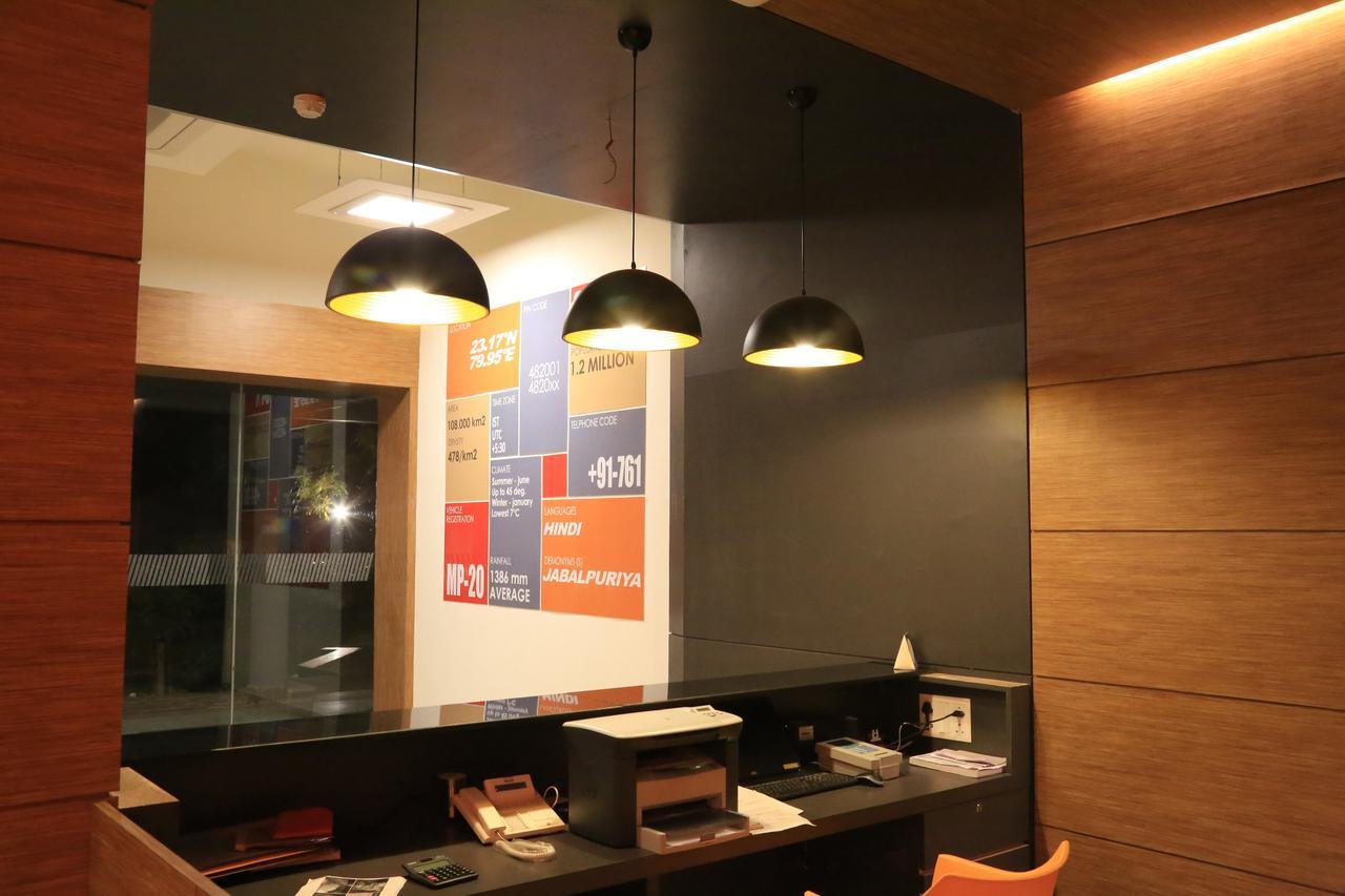Max Hotels Jabalpur Extérieur photo