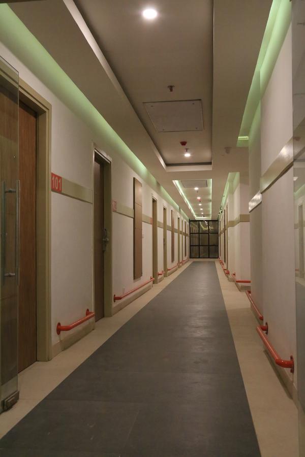 Max Hotels Jabalpur Extérieur photo