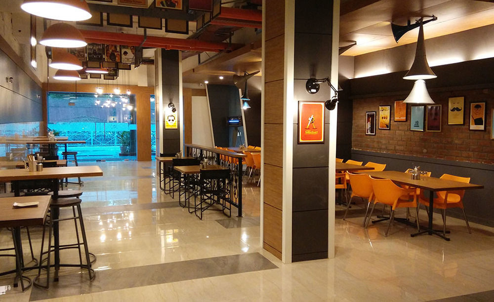 Max Hotels Jabalpur Extérieur photo
