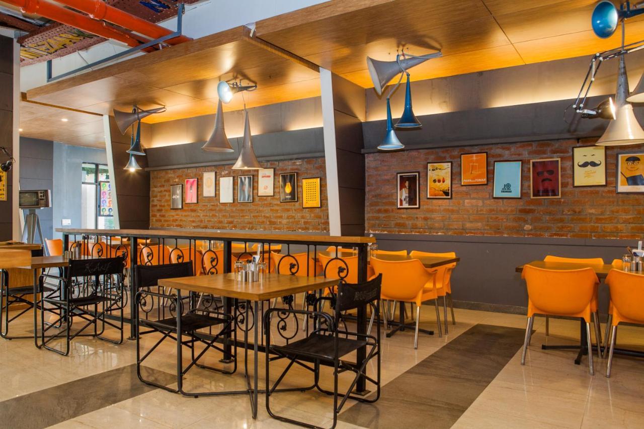 Max Hotels Jabalpur Extérieur photo